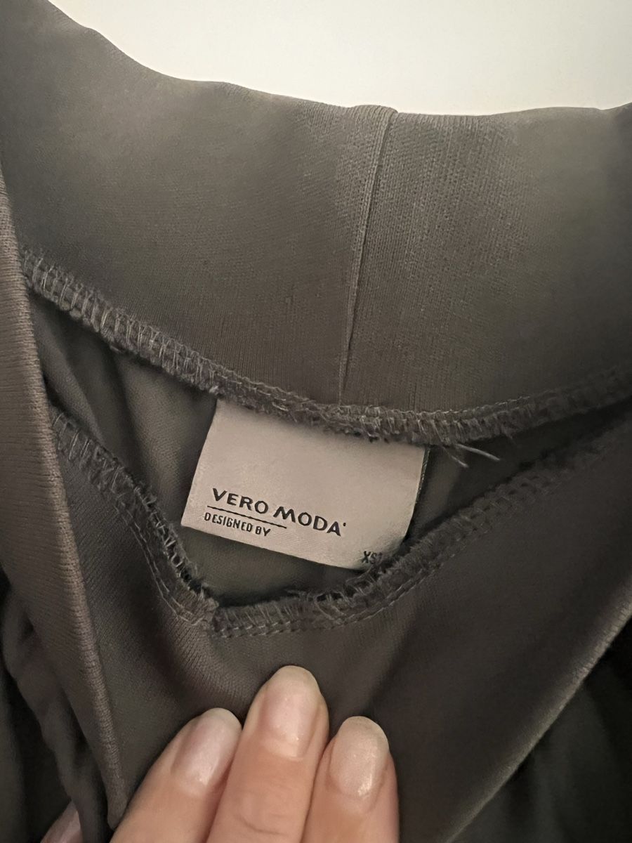 Vero Moda Gonne: Maxirock Vero Moda XS – Nuovo (secondo la descrizione) da Pratteln venduto da Luxus.Fee 1