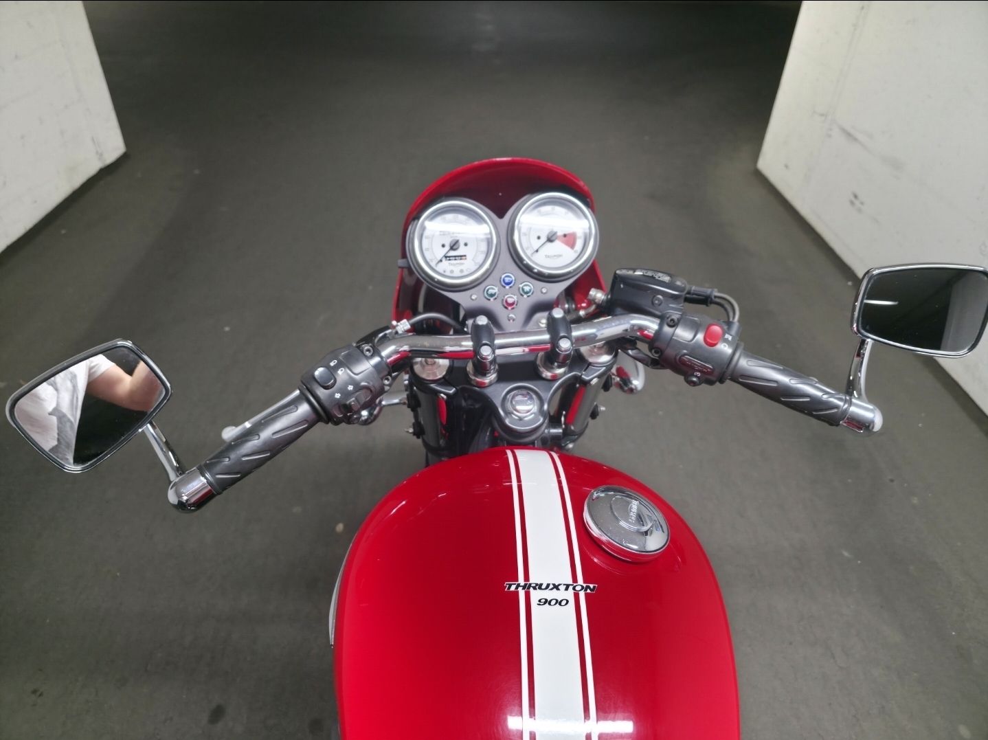 Triumph Route: Triumph Thruxton 900 MFK 25.6.2026 – D'occasion à Kloten par akibagster 5