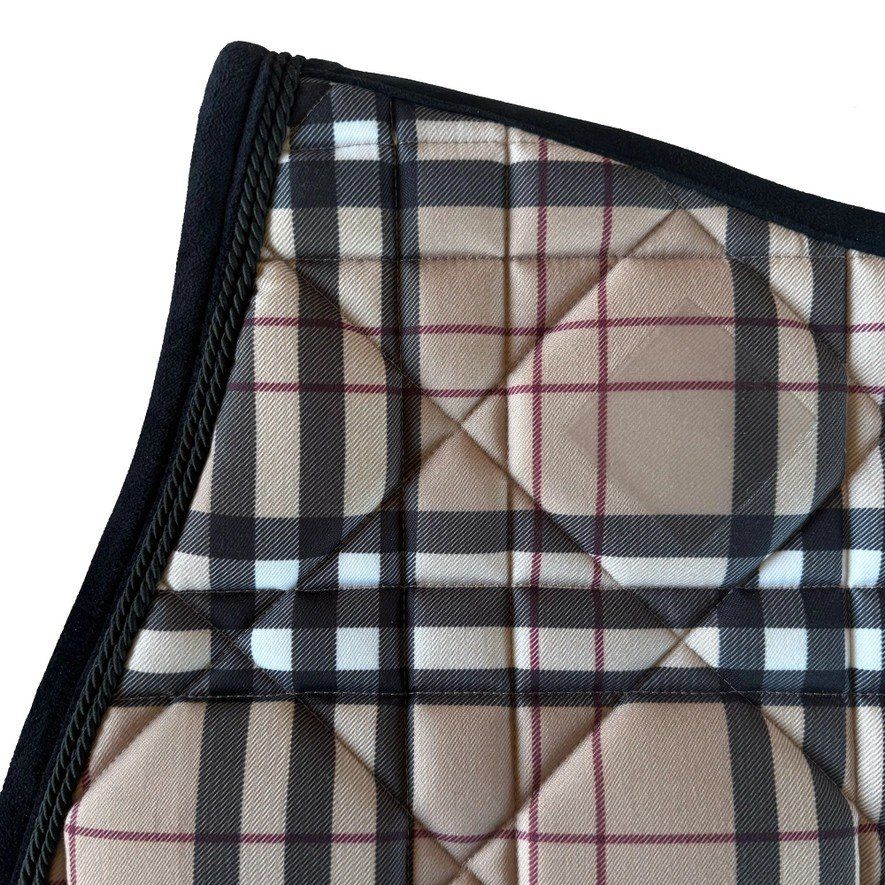 Coperte: Dapplebay Holiday Plaid Pony Satteldecke - Tan – Nuovo e nell'imballaggio originale da Diegten venduto da Just_Nooo 1