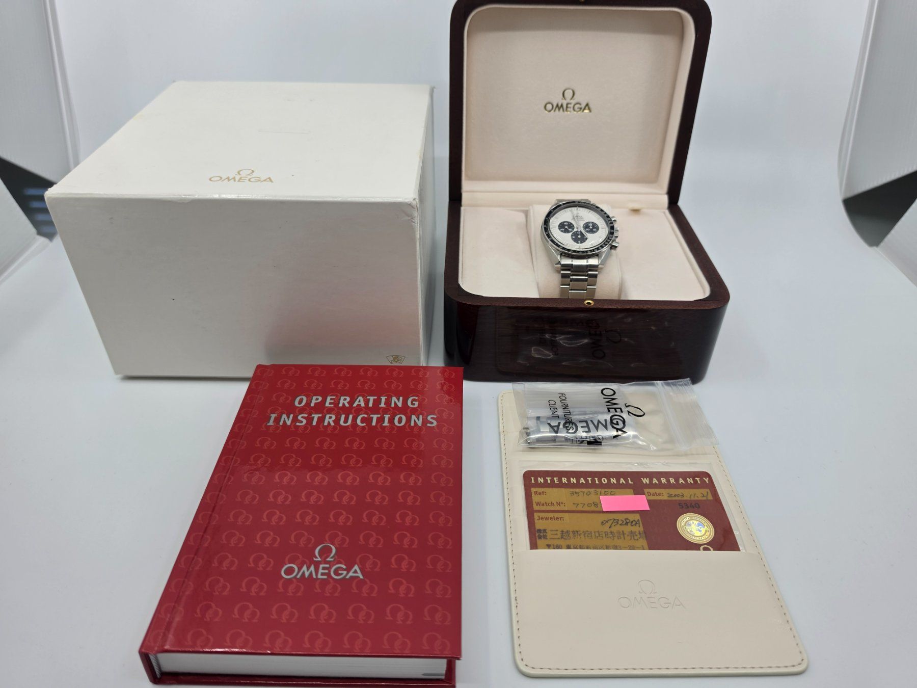 Omega Orologi: Omega Speedmaster Professional Moonwatch Original Mitsukoshi – Nuovo (secondo la descrizione) da Luzern venduto da aveno 4