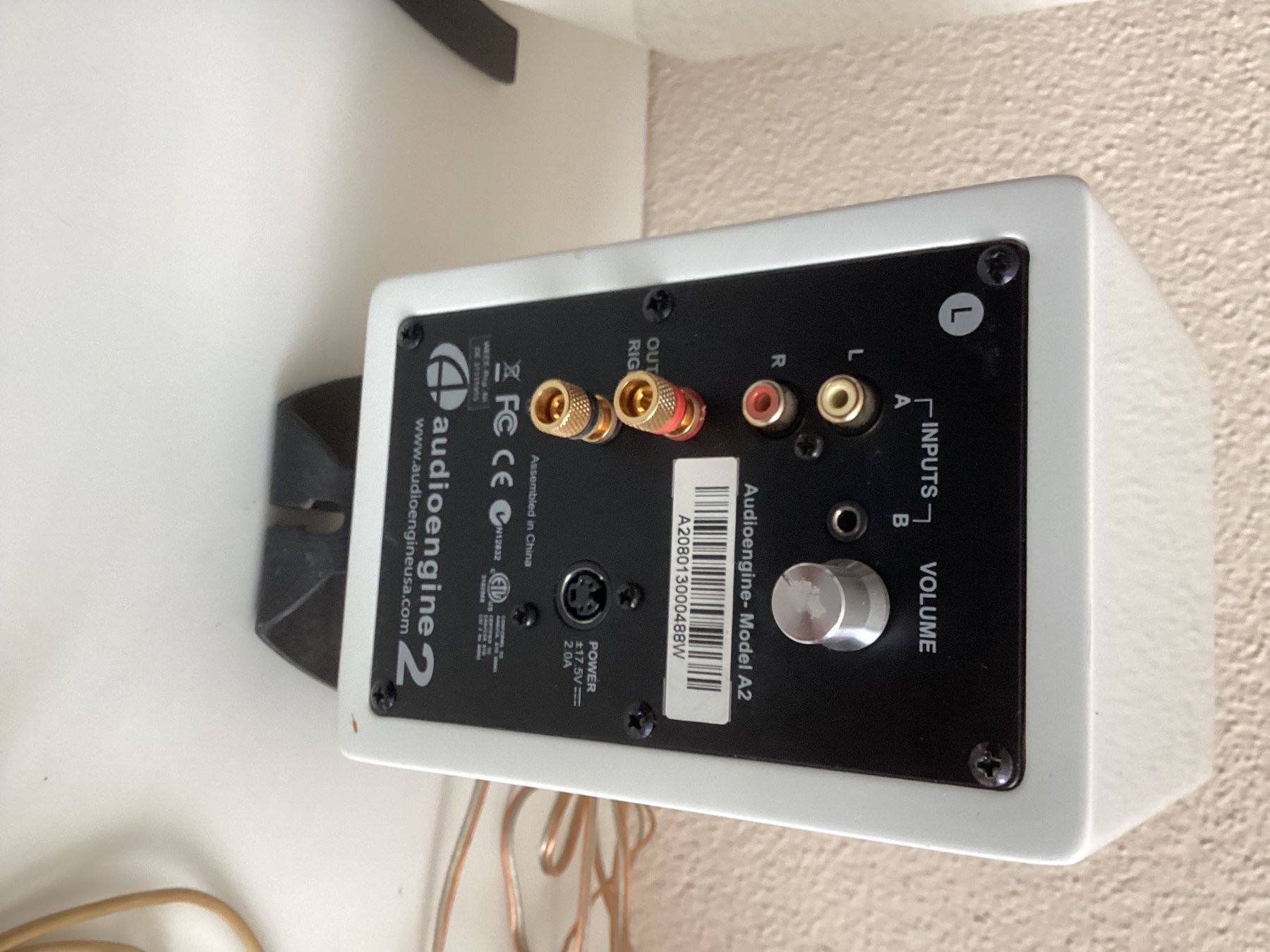 Audioengine Haut-parleurs: Audioengine A-2 mit Klipsch-Füsschen – D'occasion à Hünenberg par Tourbillon 2