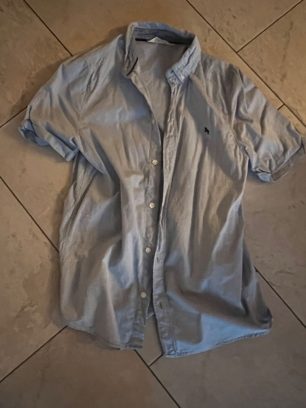 H&M Camicie, T-shirt & Polo: Hemd kurzarm Gr.170 – Usato da Seewen SO venduto da Muggi3 1