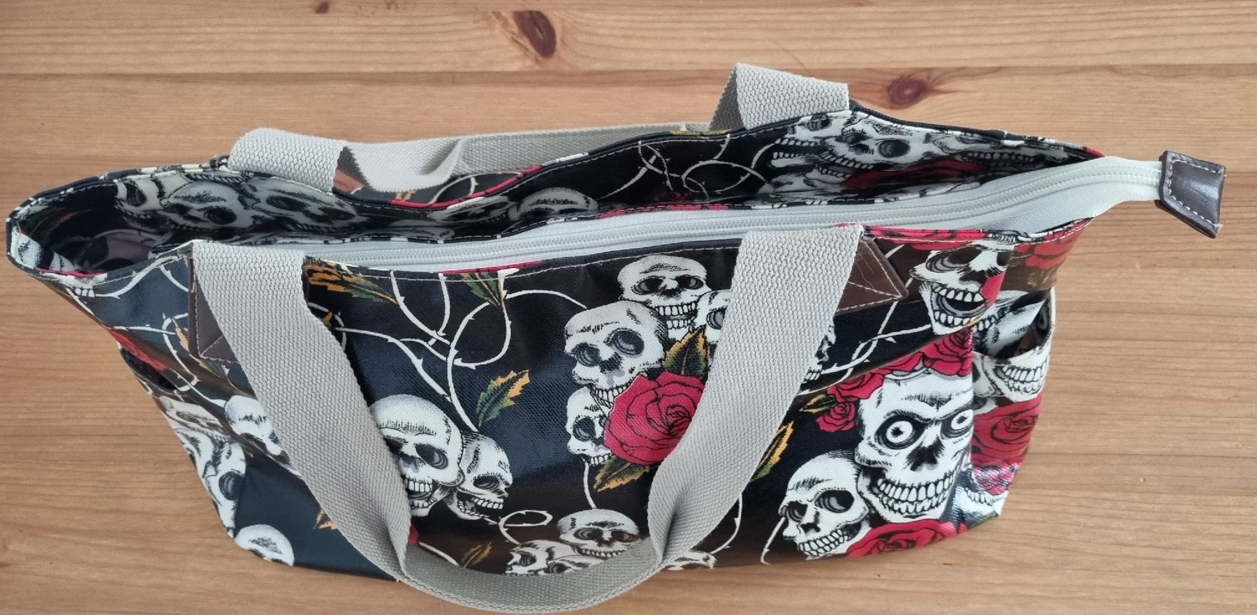 Borse da donna: Tasche Handtasche Schultertasche – Usato da Affoltern am Albis venduto da thingsANDthings 3