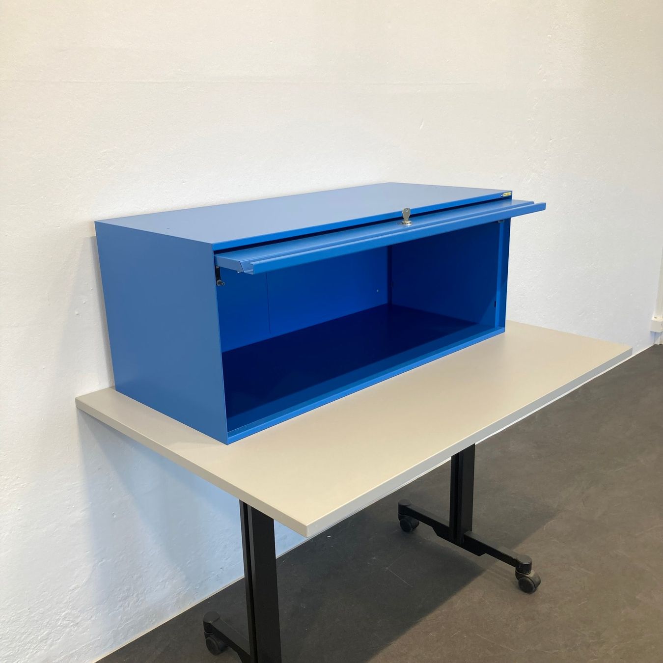 Lista Armadi: Lista Office LO Locker Modul Blau mit Schlüssel – Usato da Schönenwerd venduto da mcofficeshop 3