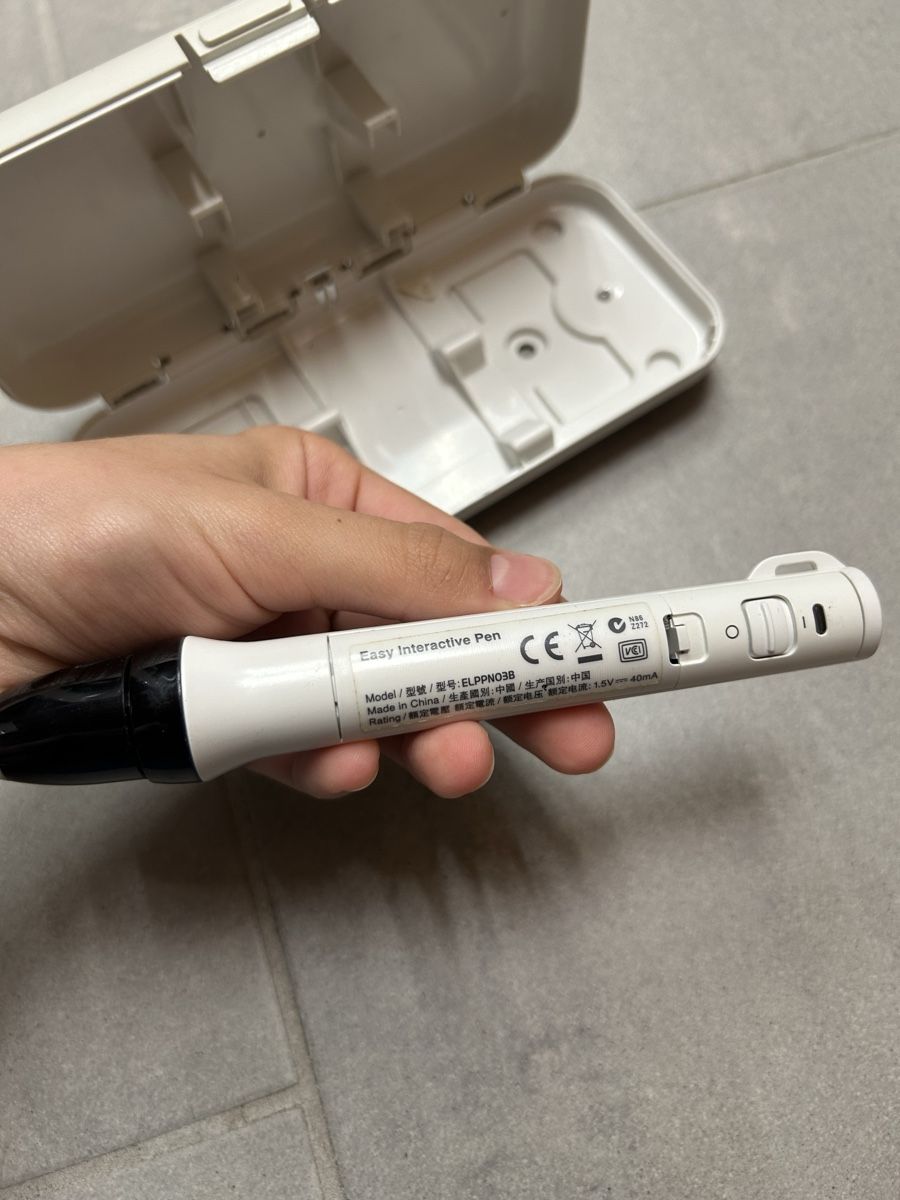 Penna & Evidenziatori: Epson Interactive Pen mit Etui, gebraucht – Usato da Wigoltingen venduto da deliamb