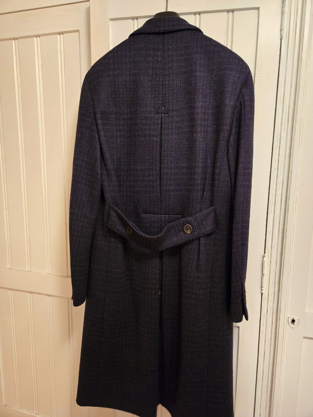 Lardini Cappotti: LARDINI MANTEL DUNKELBLAU – Usato da Zug venduto da f_t_827r 4