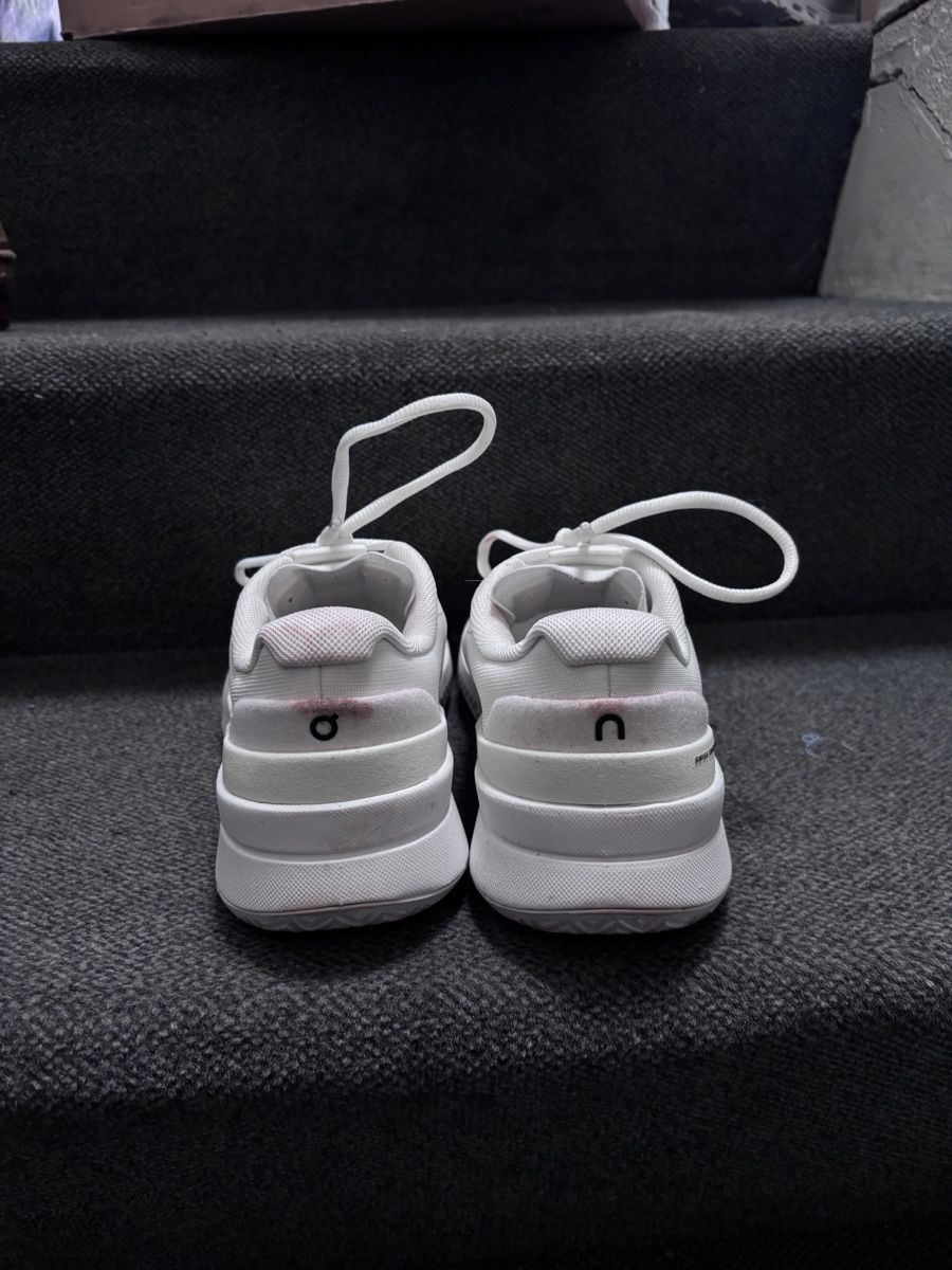 On Scarpe da donna: ON RUNNING - the Roger pro 2 – Usato da Zürich venduto da Hanna-Hadorn 4