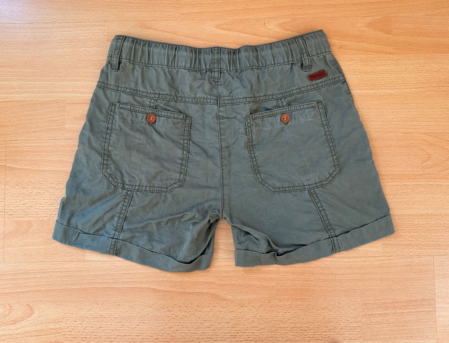 Protest Pantaloni: PROTEST Damen Lyocell Shorts XS (34) – Nuovo (secondo la descrizione) da Luzern venduto da Nat.B 1