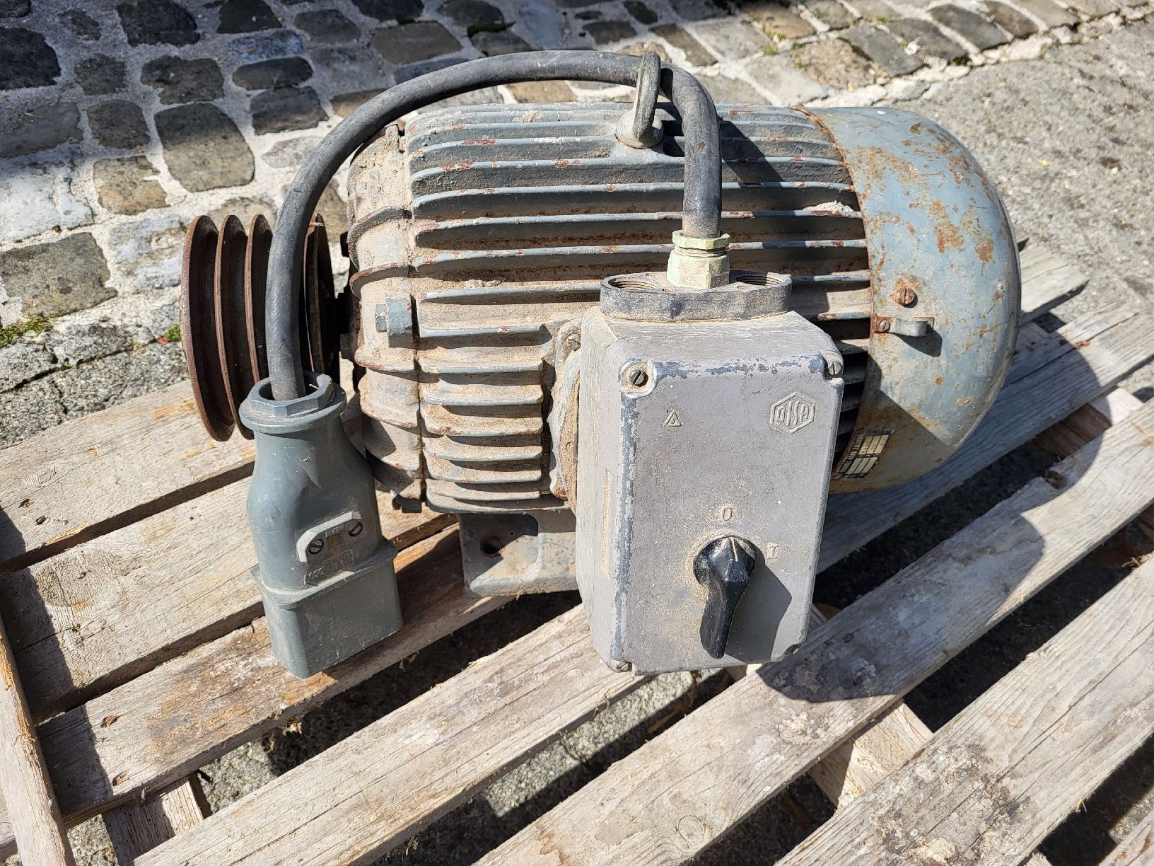 Alle Maschinen: Elektromotor – Gebraucht aus Höfen b. Thun von Super75 1