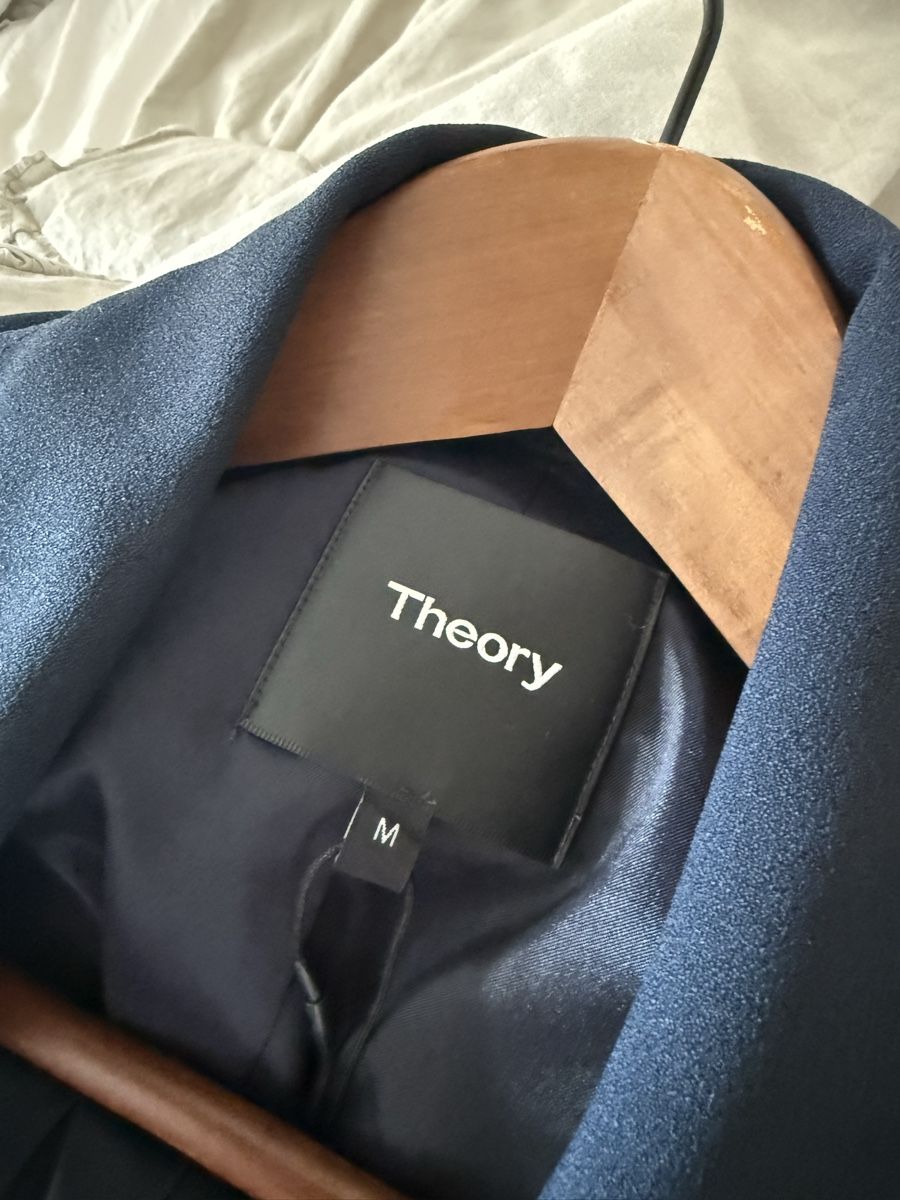 Theory Giacche: Theory trenchcoat  – Nuovo (secondo la descrizione) da Genève venduto da din_8xv2 3