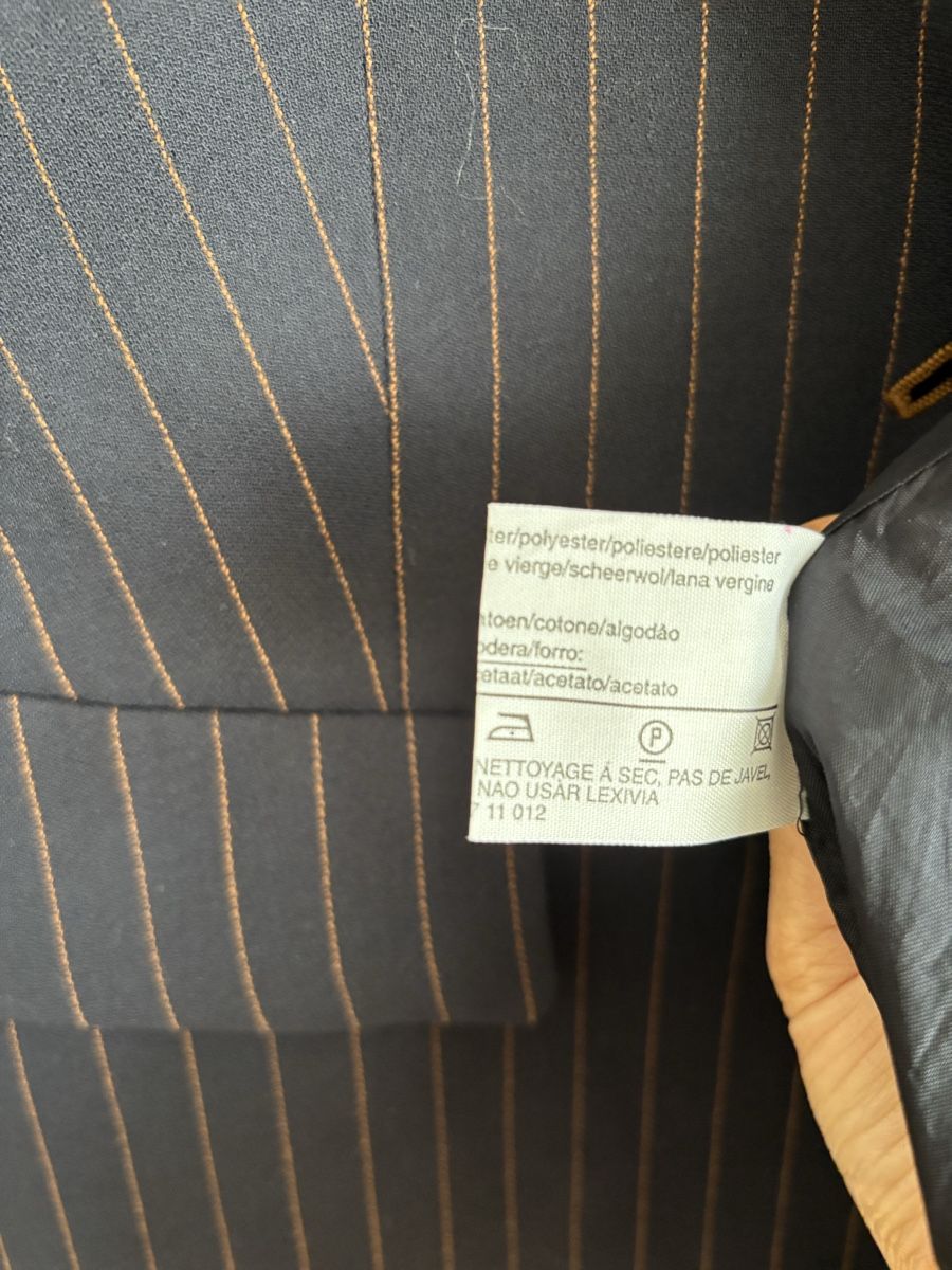 Completi: Dress suit – Nuovo (secondo la descrizione) da Confignon venduto da Second_Hand_Ch 6