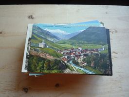 100 Ansichtskarten kleinformatig CH, 32 ungelaufen/Rest gel.