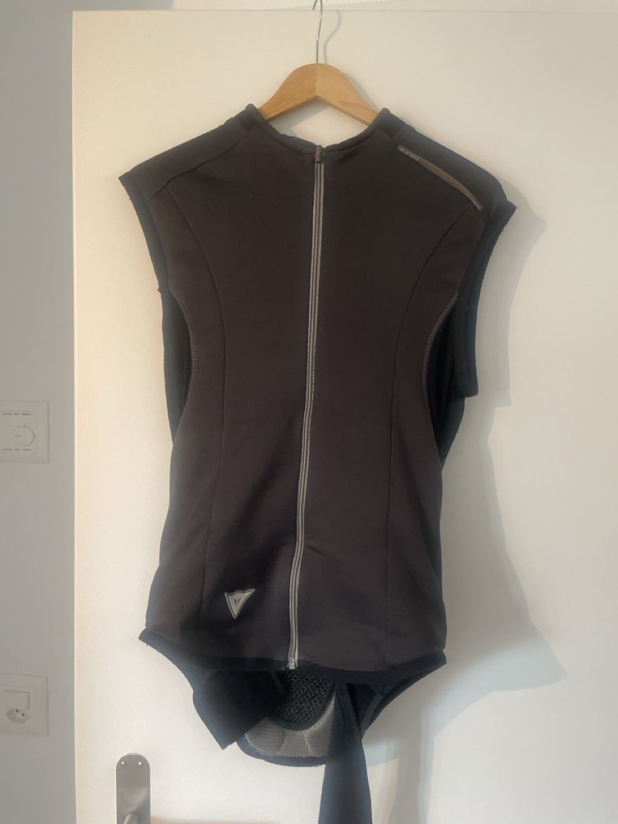 Dainese Schutz & Schoner: Rückenprotector – Gebraucht aus Münsingen von ren_5mwr 1