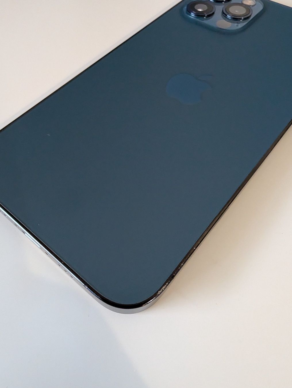 Apple Telefoni cellulari / Smartphones: iPhone 12 pro 128 Go – Usato da Holzhäusern ZG venduto da mrenault95 2