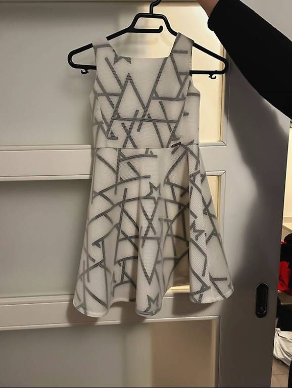 Vestiti & Gonne: Mädchenkleid, Marciano by Guess – Usato da Wil SG venduto da Nacharbeit2016 1