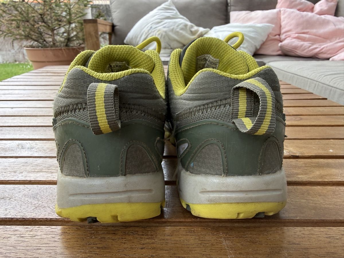 Scarpe per ragazzi: Wanderschuhe Grösse 34 – Usato da Thalwil venduto da val_bm5t 1