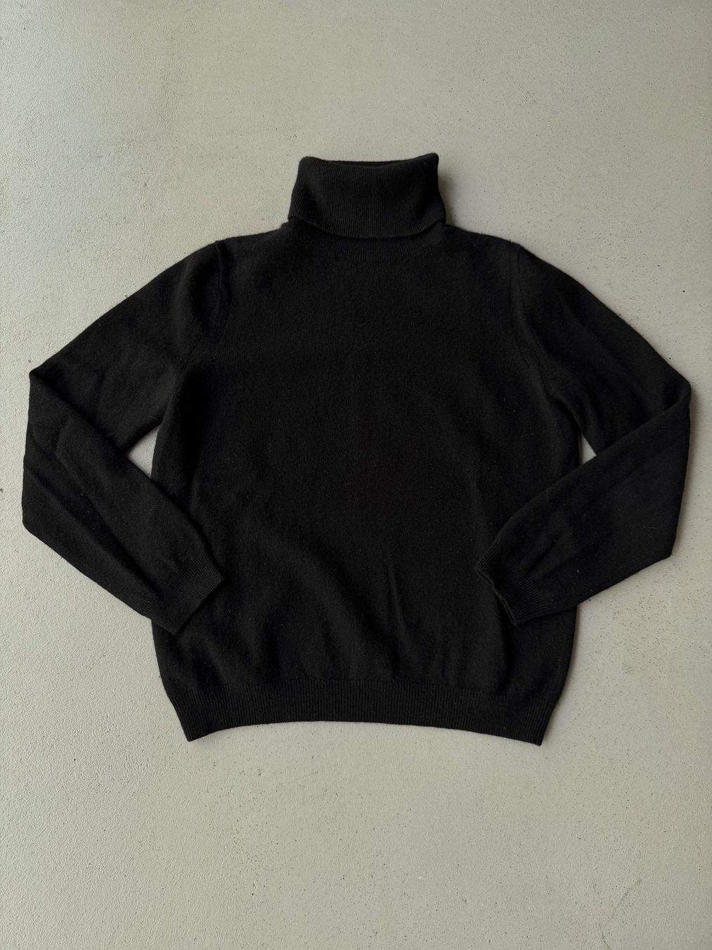 Mango Maglioni & Felpe: Mango Rollkragenpullover aus Kaschmir – Usato da St-George venduto da alaixee