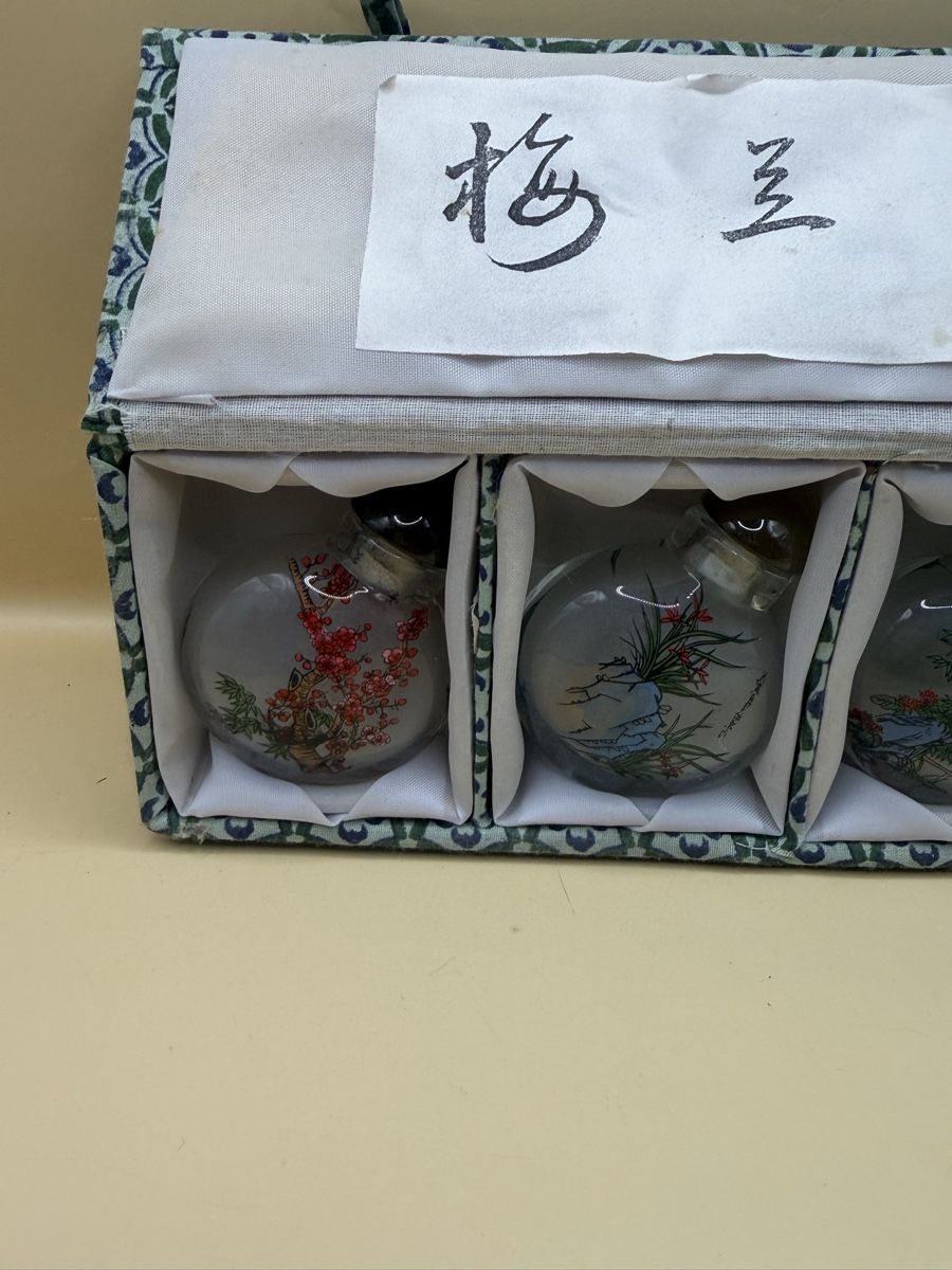 Flaconi: Flacons à priser chinois peints à la main, vintage – Nuovo (secondo la descrizione) da Genève venduto da sho_67qj 2