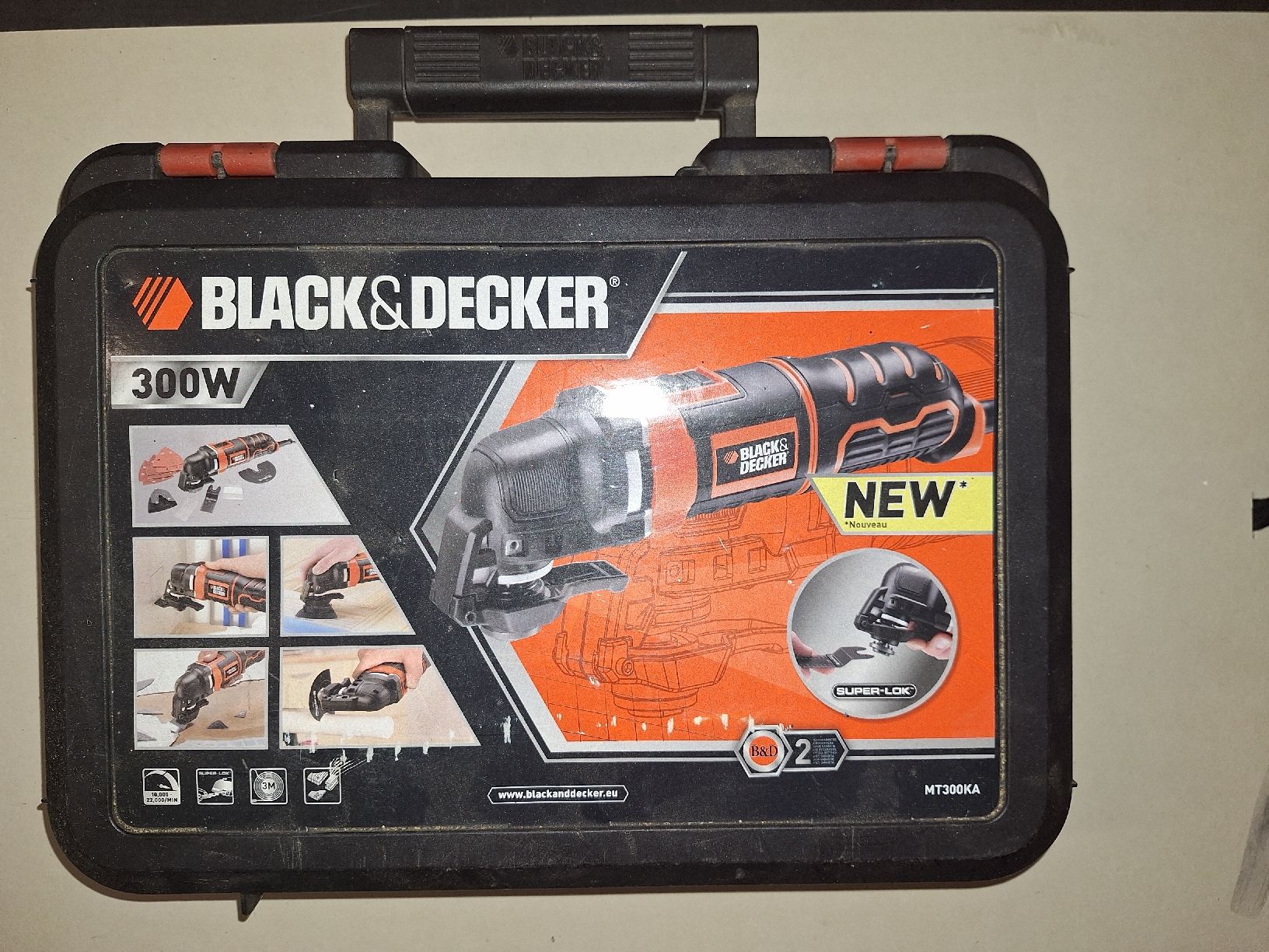 Tutti gli attrezzi: Black & Decker MT300 Multitool 300W im Koffer – Usato da Oftringen venduto da isa_5cwl
