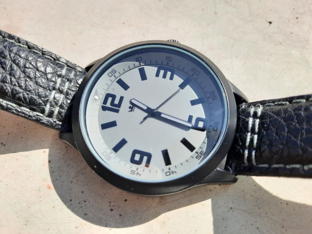 Quartz Uhr | Kaufen auf Ricardo