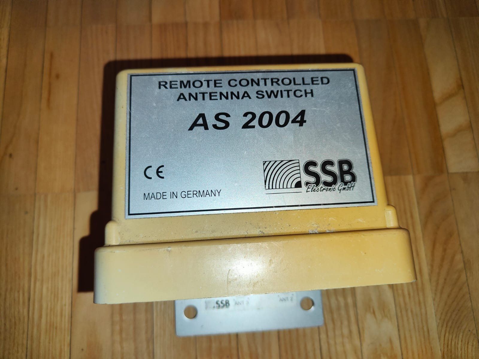 Radiocomunicazione: SSB AS 2004 Antenna Switch – Difettoso da Olten venduto da Hb9ocr
