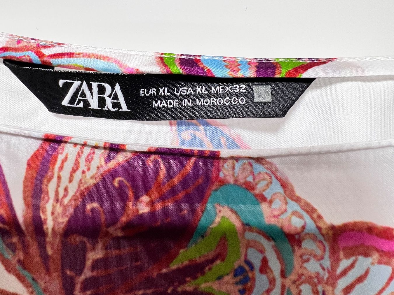 Zara Camicette: Bluse, Gr. XL, Zara, 1 mal getragen. – Usato da Teufen AR venduto da Maleaa 4