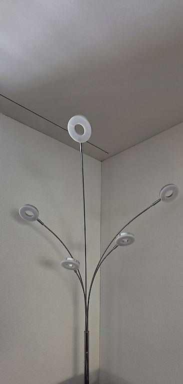 Lampen: Stehlampe Wohnzimmerlampe – Gebraucht aus Hindelbank von Ghost_11