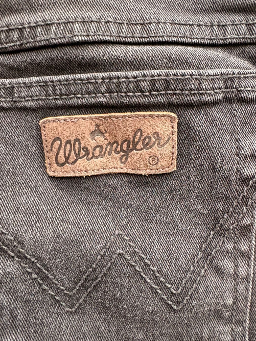 Wrangler Jeans: Wrangler Jeans – D'occasion à Wigoltingen par _vntg_ 6