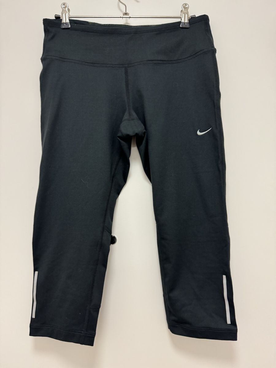 Nike Leggings: Nike Dri-Fit Capri-Hose Grösse M  – Nuovo (secondo la descrizione) da Haldenstein venduto da nicB74