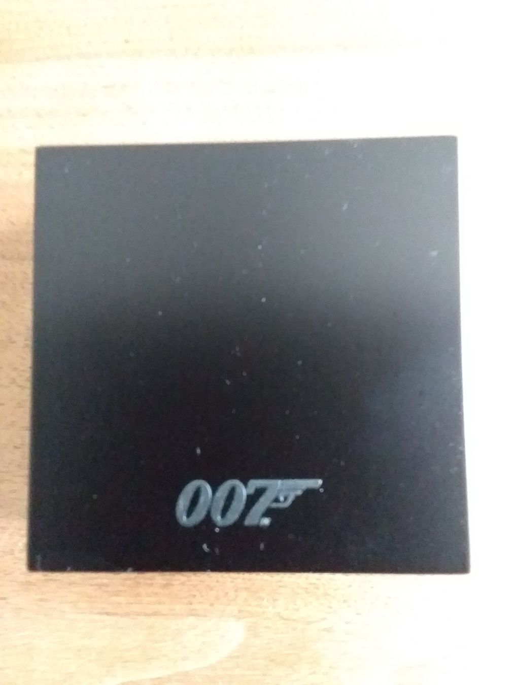 Tutti le monete: Silber JAMES BOND LEGACY SERIES 1 st ISSUE – Nuovo e nell'imballaggio originale da Schwyz venduto da Trofana 1