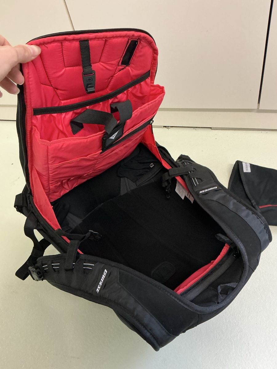 Dainese Zaini: Dainese Motorradrucksack, neuwertig – Nuovo (secondo la descrizione) da Obergösgen venduto da hot-berry 2