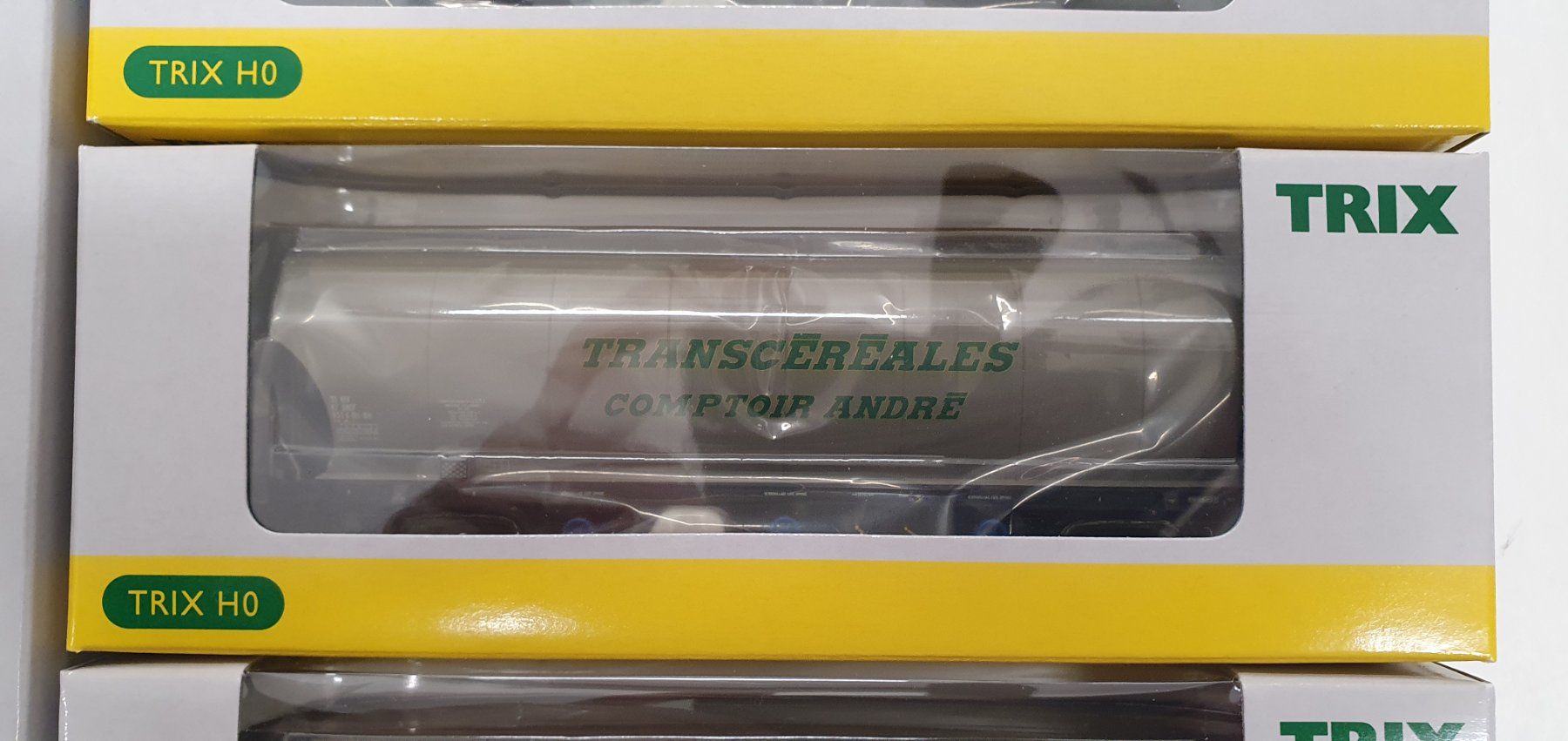 Trix Modellini di ferrovie: TRIX 24502 Set SNCF Getreidesilowagen – Nuovo e nell'imballaggio originale da Würenlos venduto da juruth 3
