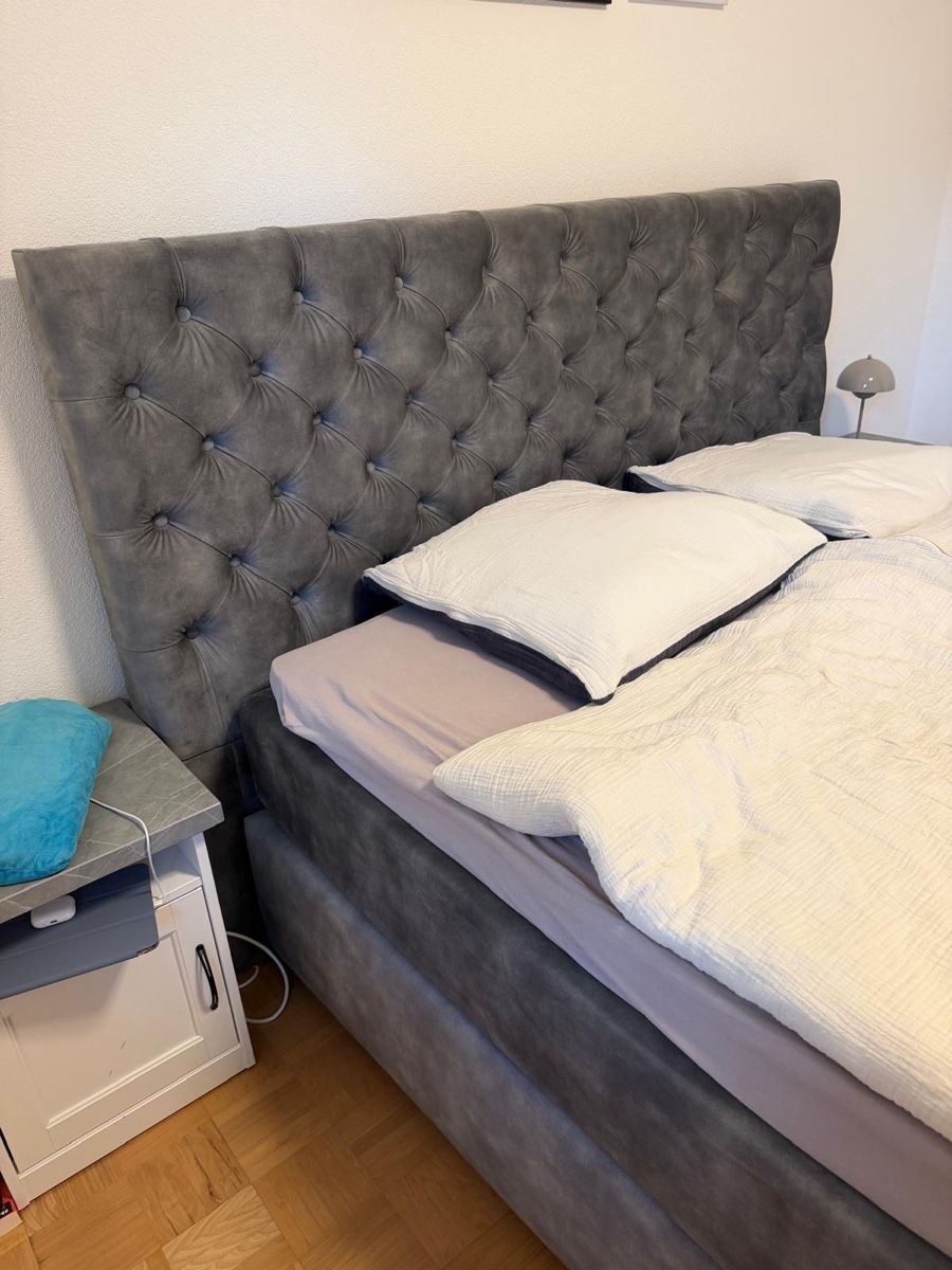 Betten: Boxspringbett 180x200cm Grau – Gebraucht aus Port von Jenny_baertschi 1