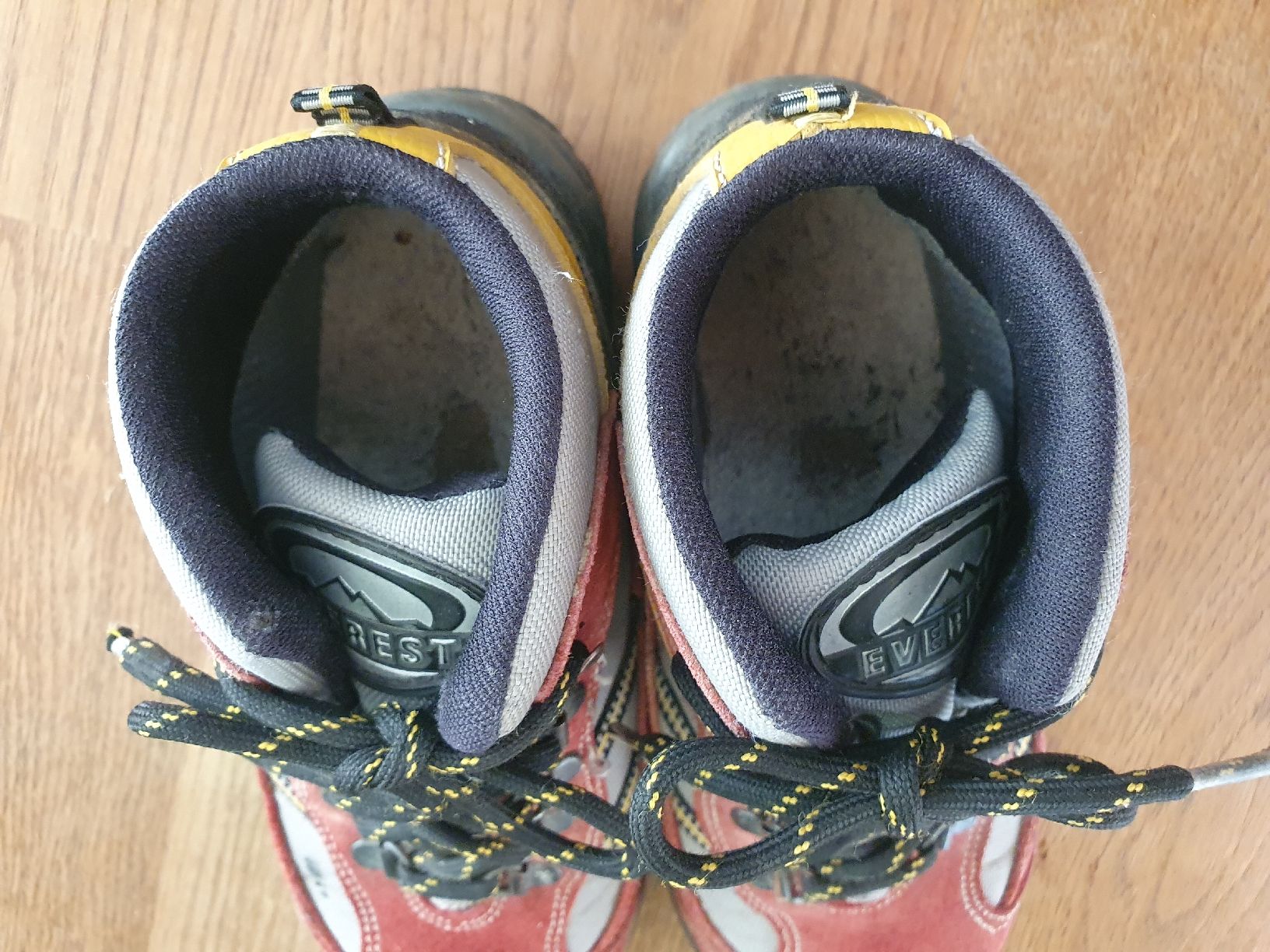 Scarpe da uomo: Wanderschuhe Gr. 35 – Usato da Villars-sur-Glâne venduto da richardette 5
