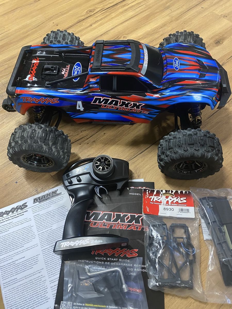 Traxxas Modellismo RC: RC Auto Traxxas Maxx Ultimate Ford Modell gebraucht – Usato da Hinteregg venduto da RomanoB