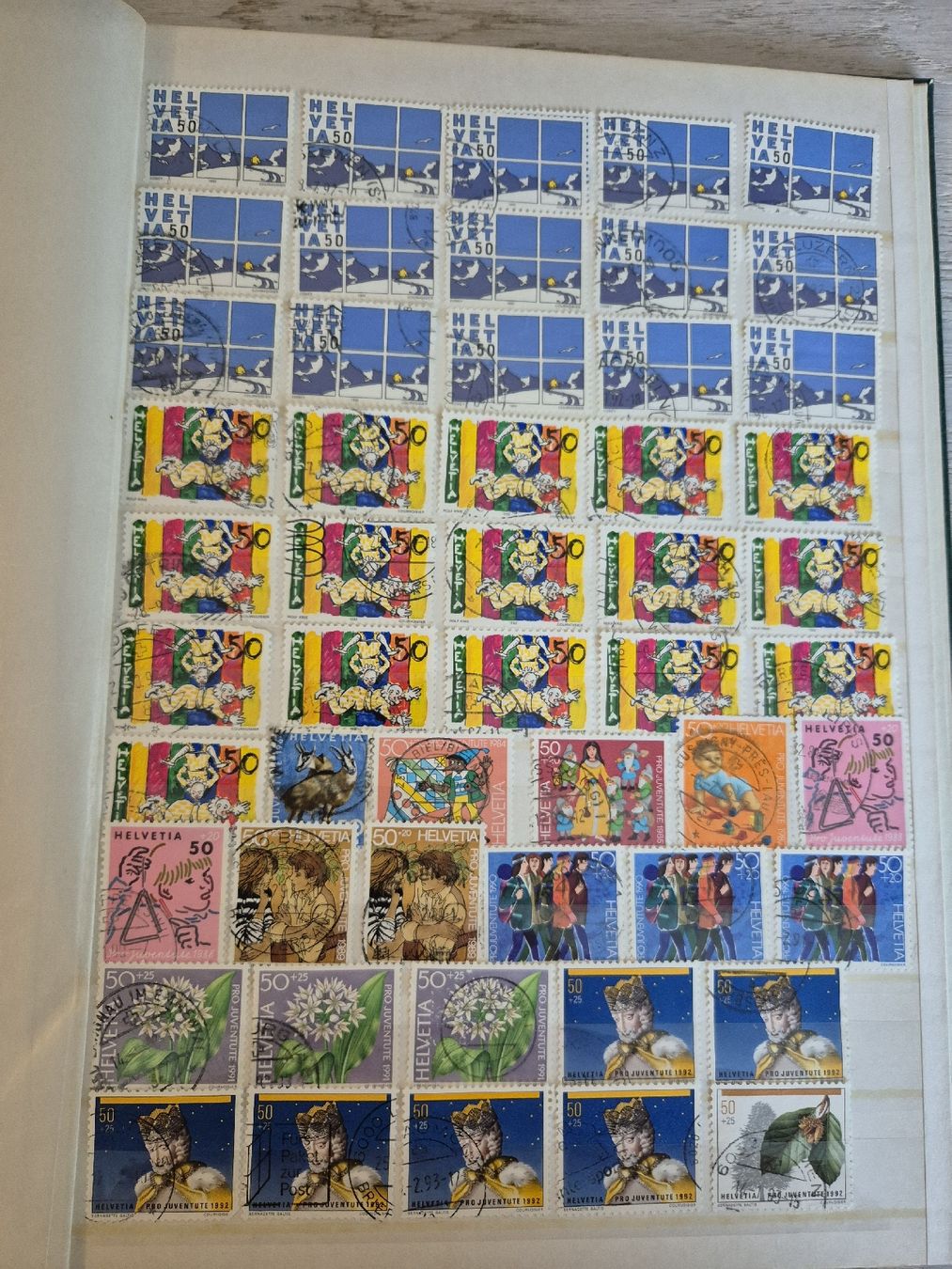 Tutti i francobolli: 3 Briefmarkenalben + div. Einzelmarken CH/Int. – Usato da Adliswil venduto da Stardust11 3