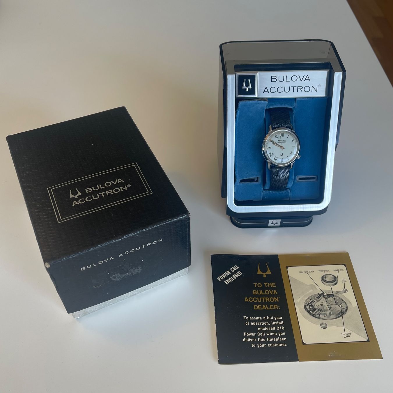 Bulova Orologi: Bulova Accutron 1975 (NOS) – Nuovo e nell'imballaggio originale da Lausanne venduto da logiknet 1
