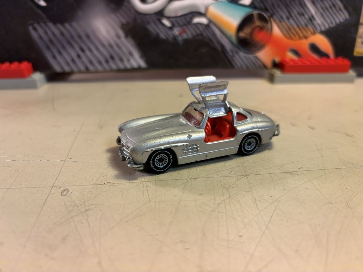 Siku Modellini d'auto: Siku Mercedes 300SL – Usato da Möriken AG venduto da Classics16 8