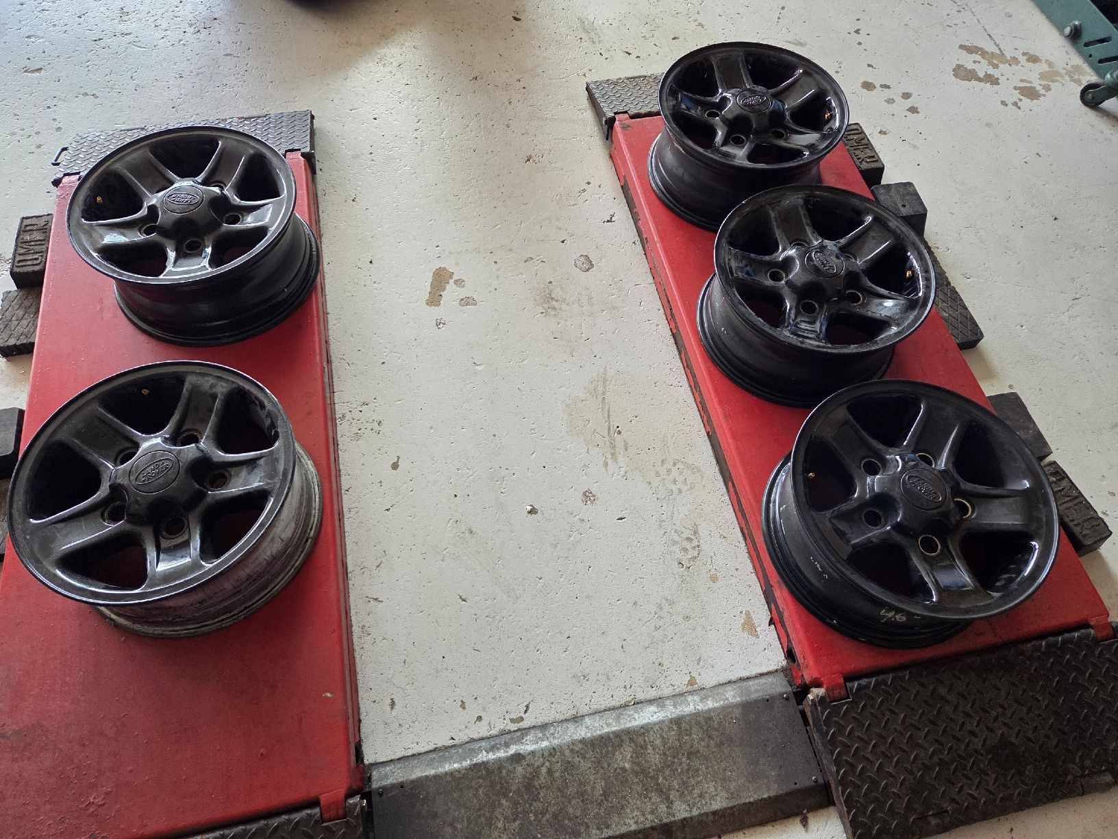 Land Rover Cerchioni: Jante Alu Boost Land Rover 16" – Usato da Ste-Croix venduto da RTpower 1