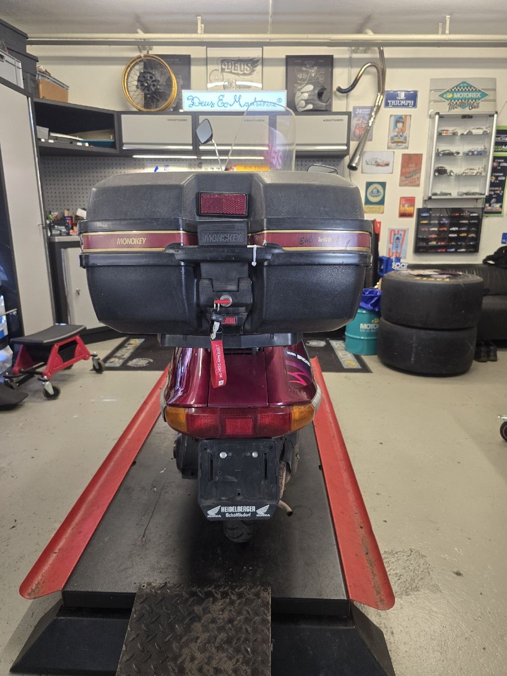 Honda Scooter: Roller Honda Spacy 125 rot mit Topcase – Difettoso da Zürich venduto da LucasOuteda 5