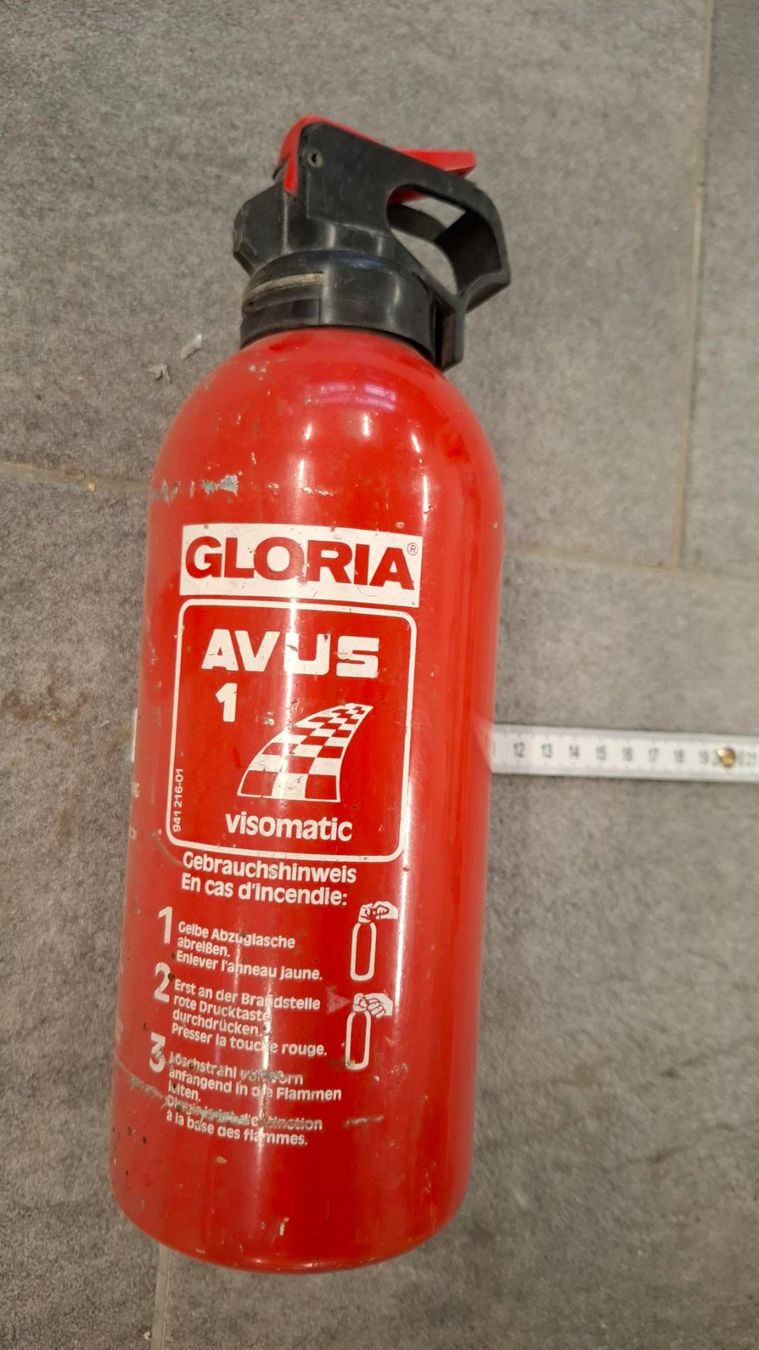 Estintori: Alter Feuerlöscher Klein – Usato da Ebikon venduto da Dubi1