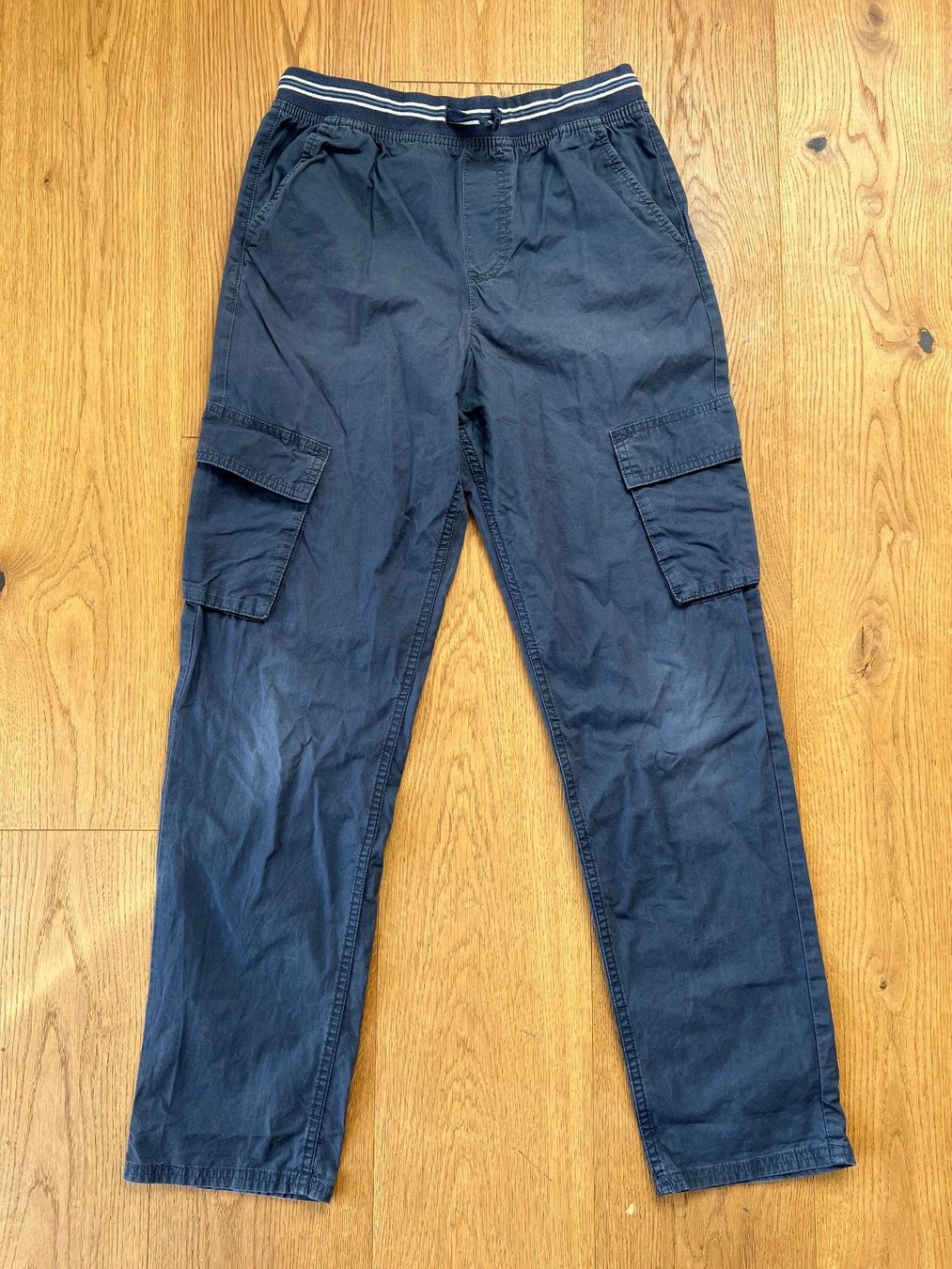 Vertbaudet Pantaloni: Schlupfhose Gr.158 von Verbaudet – Usato da Lengnau BE venduto da Rubin27