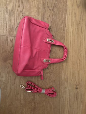 Handtasche pink mit Trageriemen guter Zustand