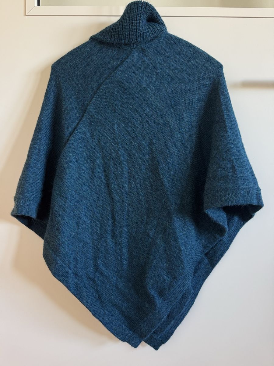 Maglioni & Felpe: Pull poncho 100% alpaca URPI, bleu pétrole, taille U – Nuovo (secondo la descrizione) da Morges venduto da sandy069 1