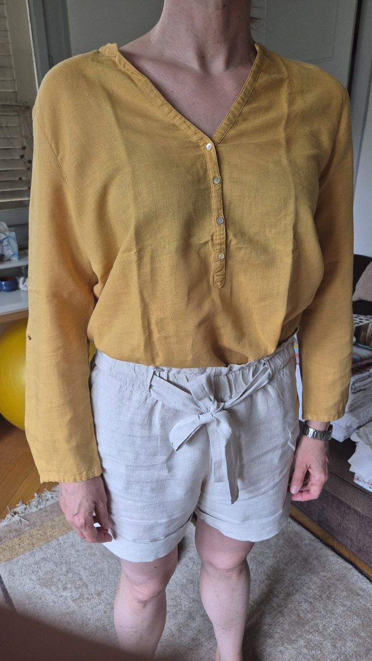 Esprit Tops: Lot de deux hauts Esprit taille 40 – D'occasion à geneve par vinc_bob 2