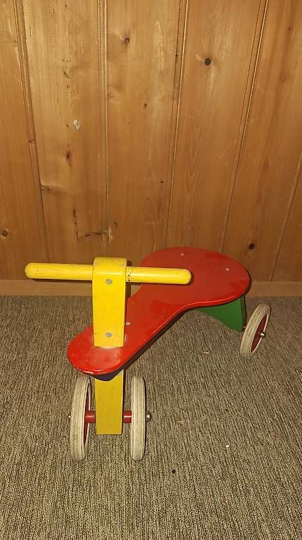 Veicoli per bambini: Tricycle en bois – Usato da Saxon venduto da dad_q89q