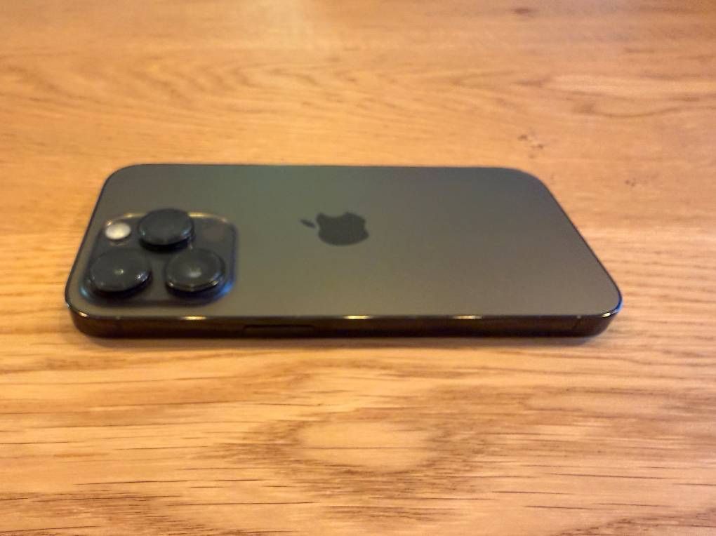 Apple Telefoni cellulari / Smartphones: iPhone 14 Pro 256 GB – Usato da Buchs ZH venduto da 1amedia 2