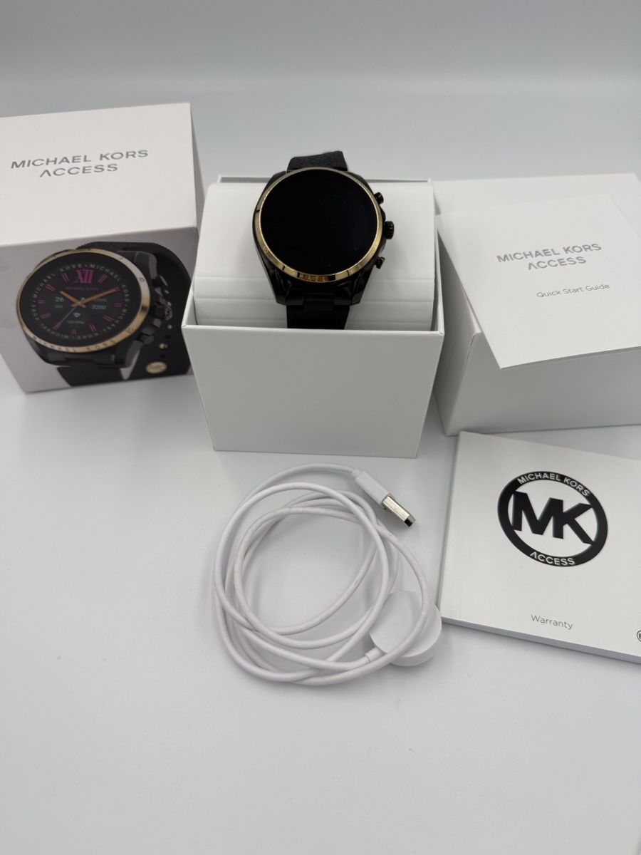 Michael Kors Smartwatch: Michael Kors Smartwatch Schwarz Gold – Nuovo (secondo la descrizione) da Wiedlisbach venduto da Sistershop