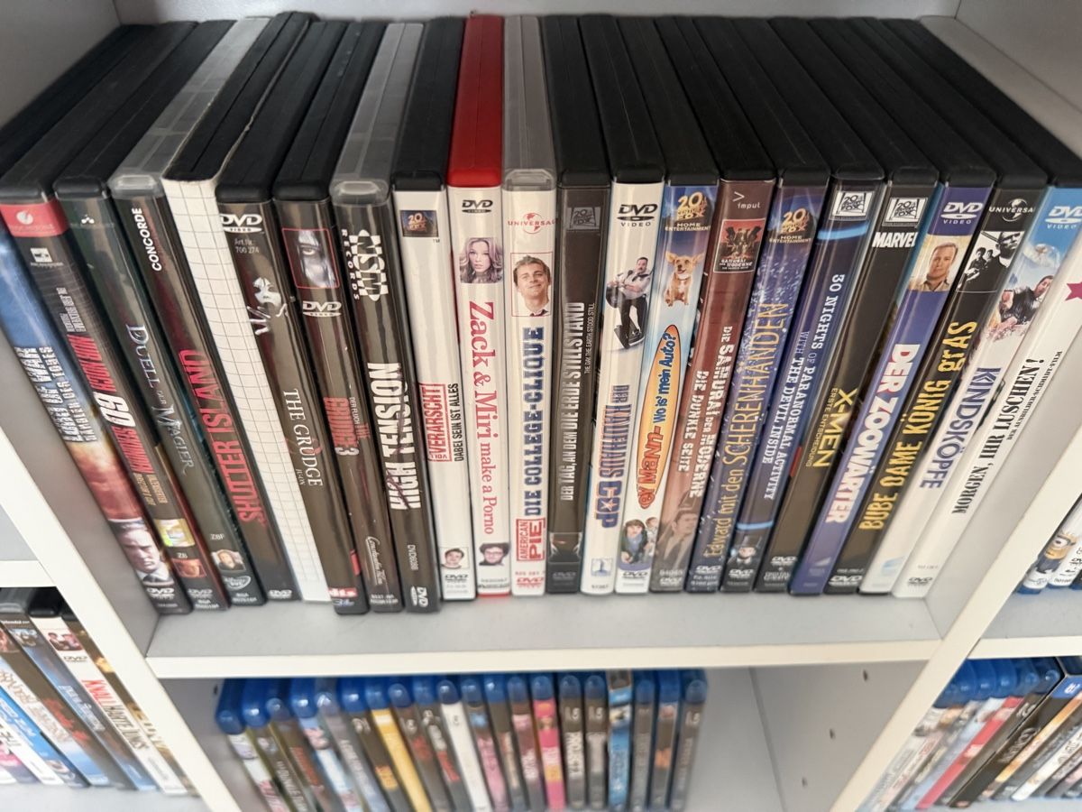 Tutti i DVDs: DVD / Blueray - Sammlung, diverse Filme – Usato da Mosnang venduto da Gandhy 8