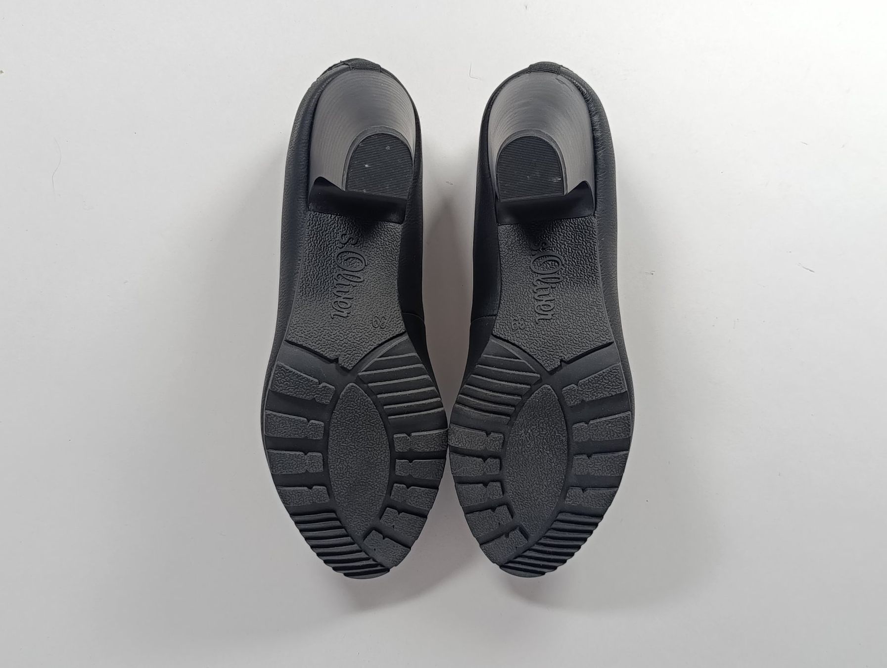 S.Oliver Chaussures femmes: S.OLIVIER talons fermés noir taille 39 – Neuf (Voir description) à Thielle par Plusvalue_Neuchatel 3